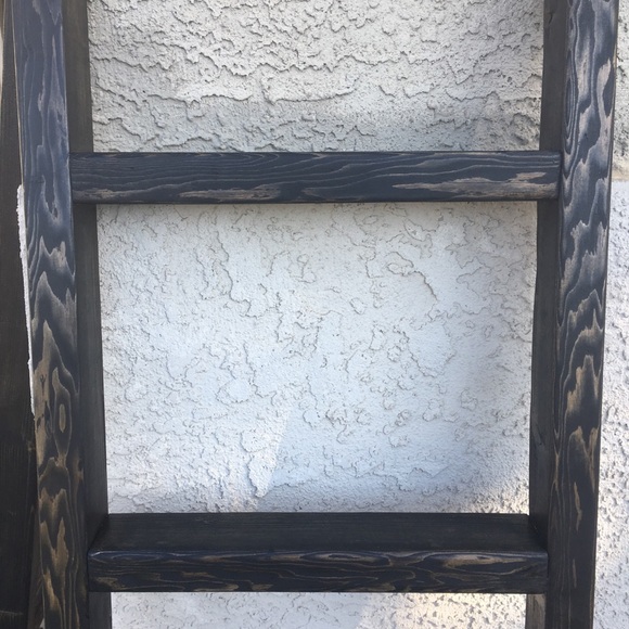 Ebony black blanket throw ladder - Picture 4 of 4